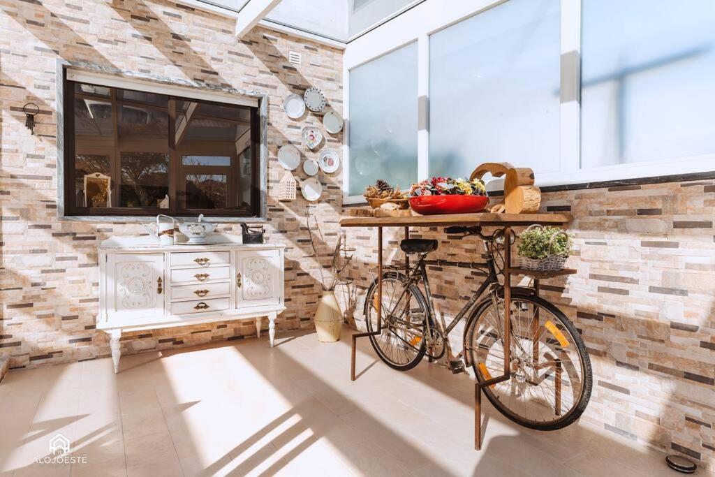 Casa Do Patio - 3 Bedrooms, Ponte Rol Torres Vedras Bagian luar foto