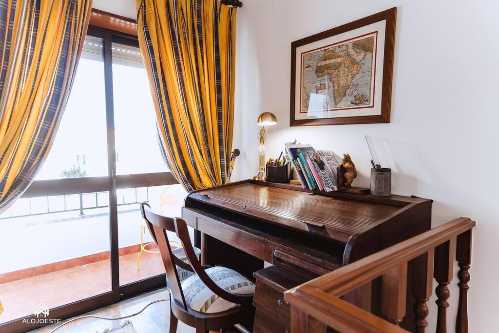 Casa Do Patio - 3 Bedrooms, Ponte Rol Torres Vedras Bagian luar foto