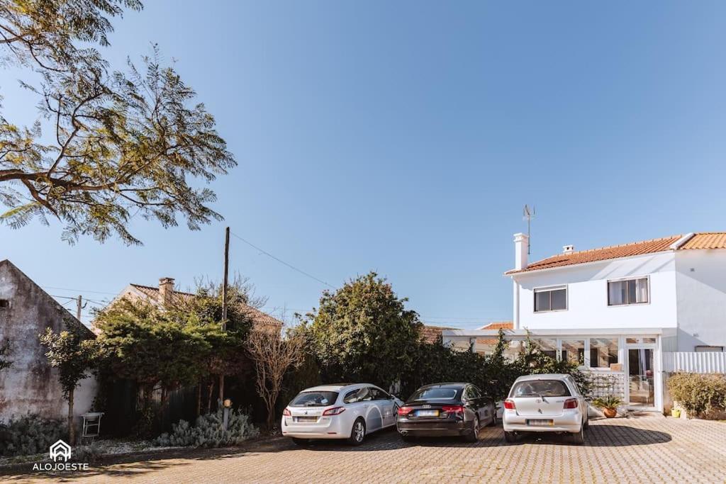 Casa Do Patio - 3 Bedrooms, Ponte Rol Torres Vedras Bagian luar foto